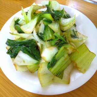 簡単☆五香粉で作るチンゲン菜の中華風炒め